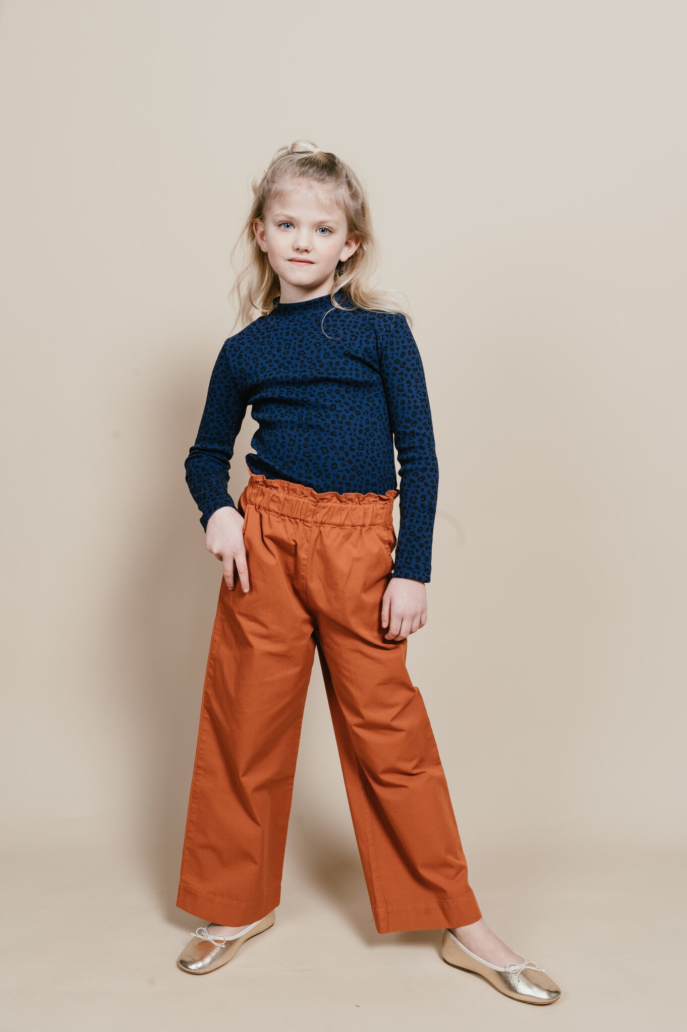 Rib Turtle Neck | Blue Leopard AOP