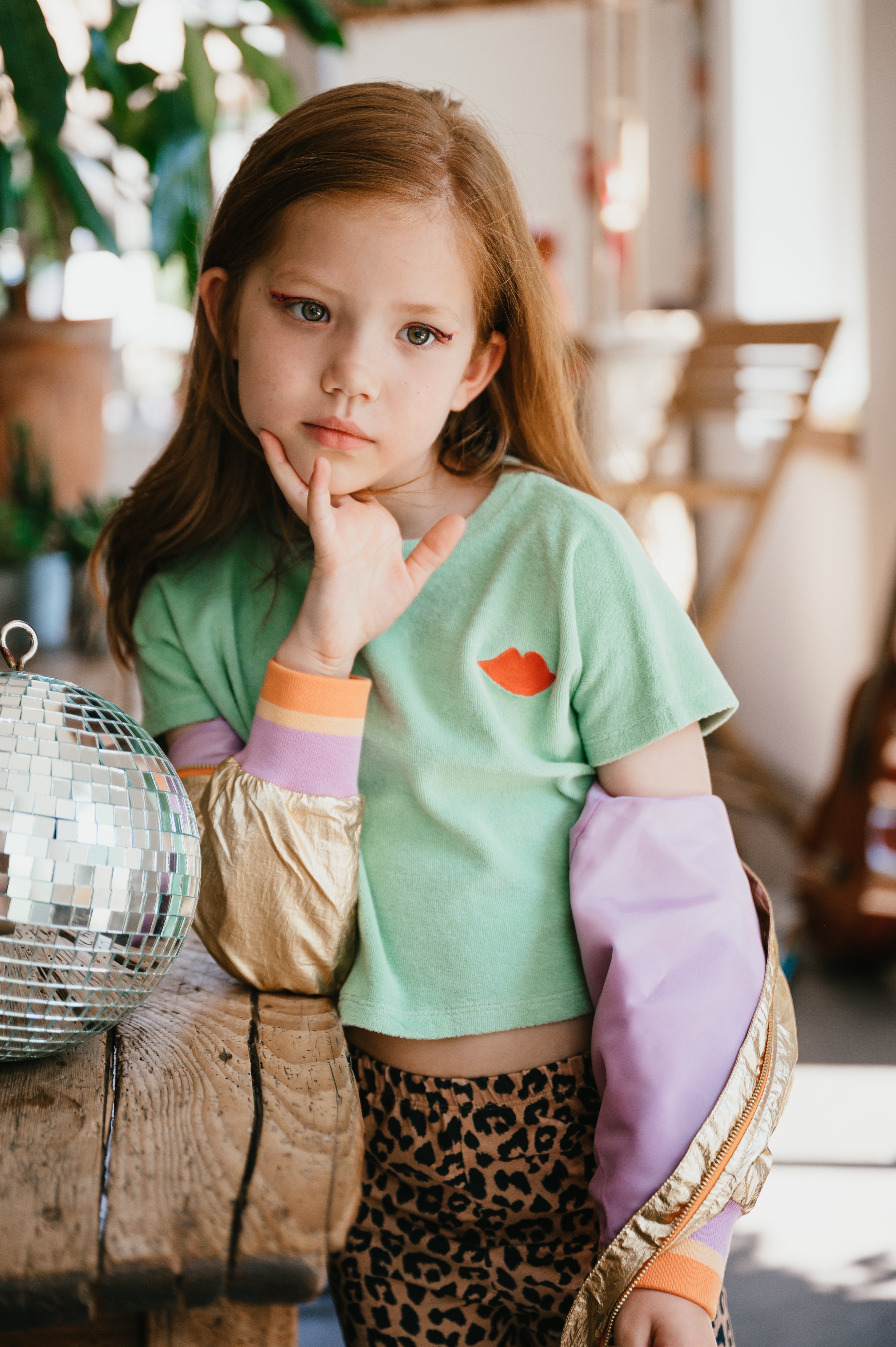 Towel "KISS" Tee | Quiet Green