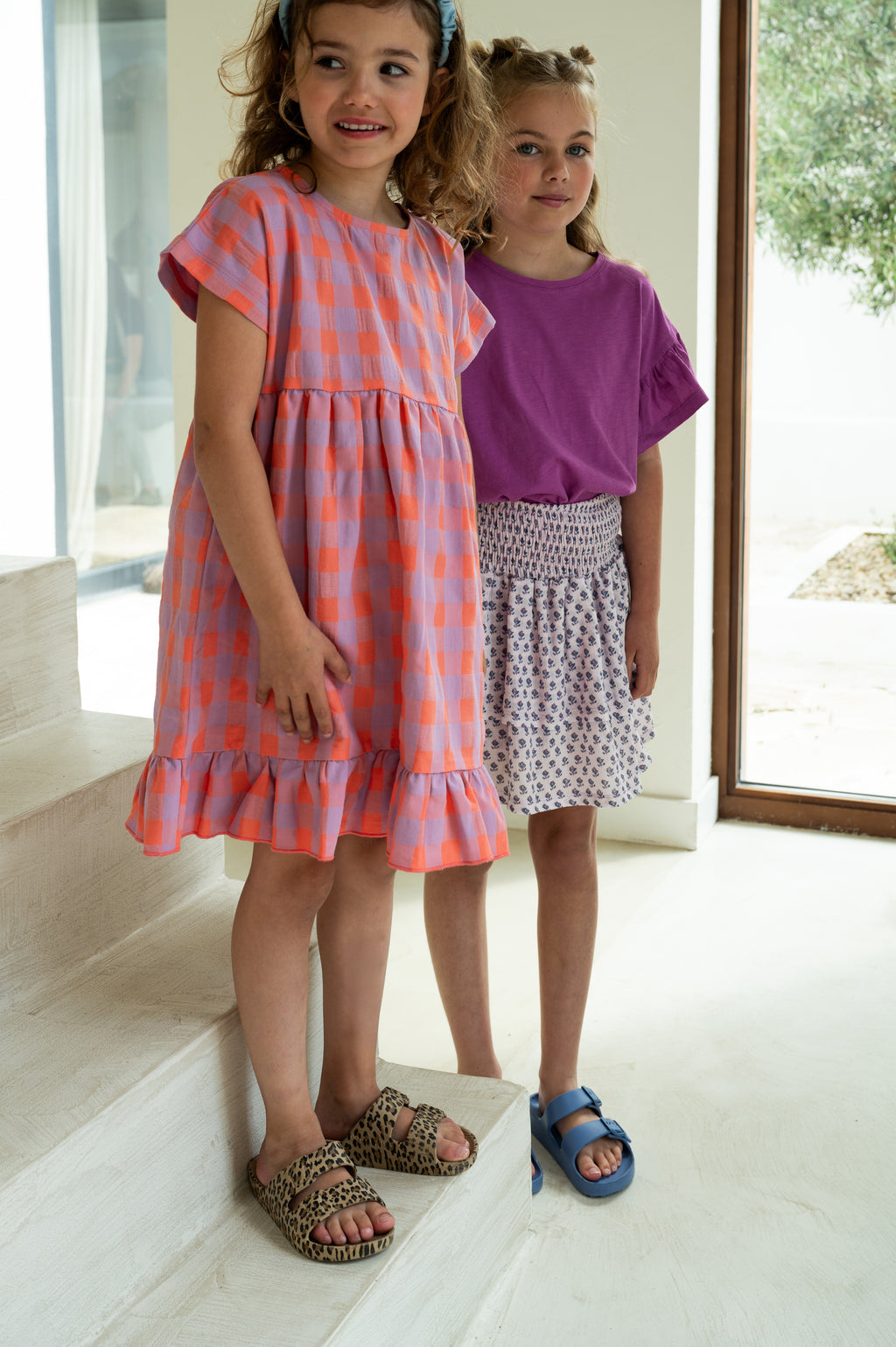 Bella Ruffle Tee | Cattleya Orchid