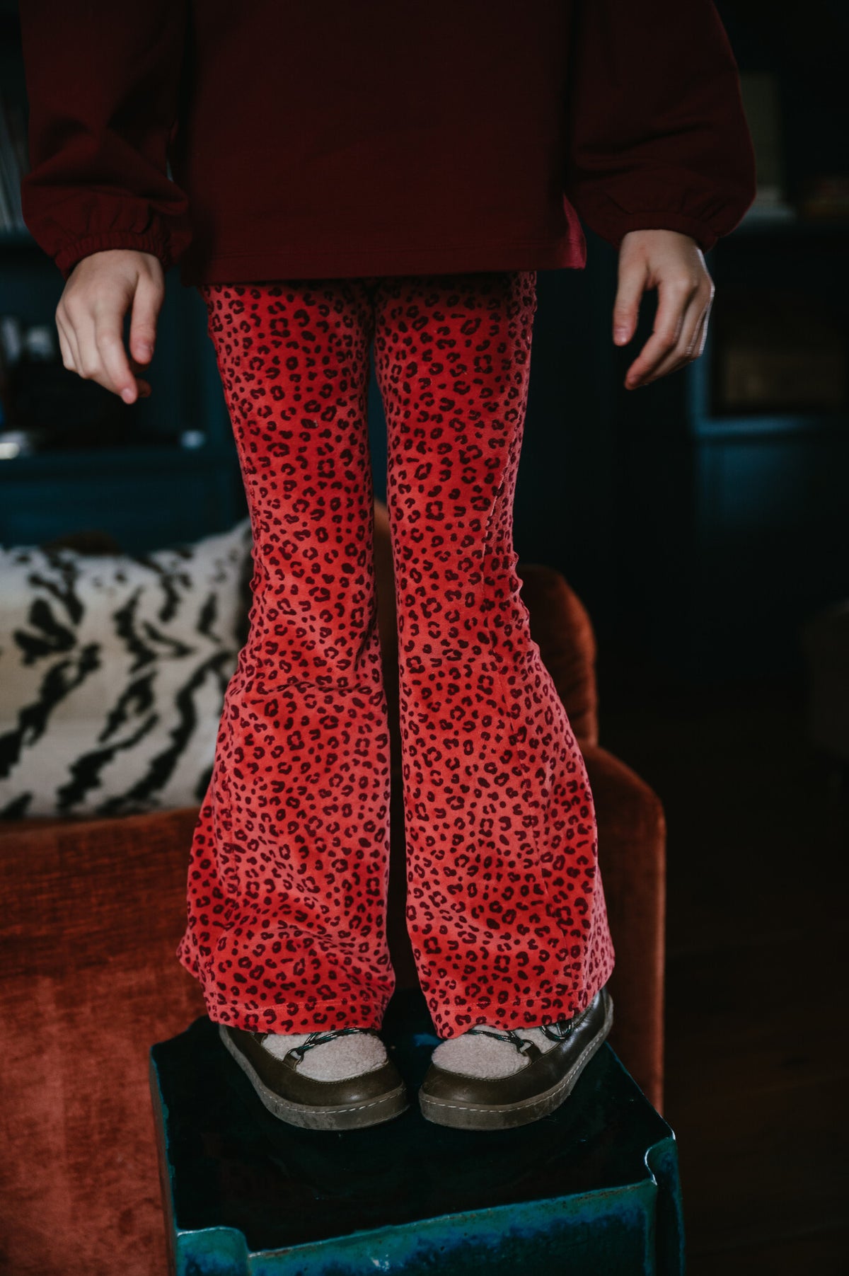 Bowie Flared Pants Velour | Red Leopard AOP