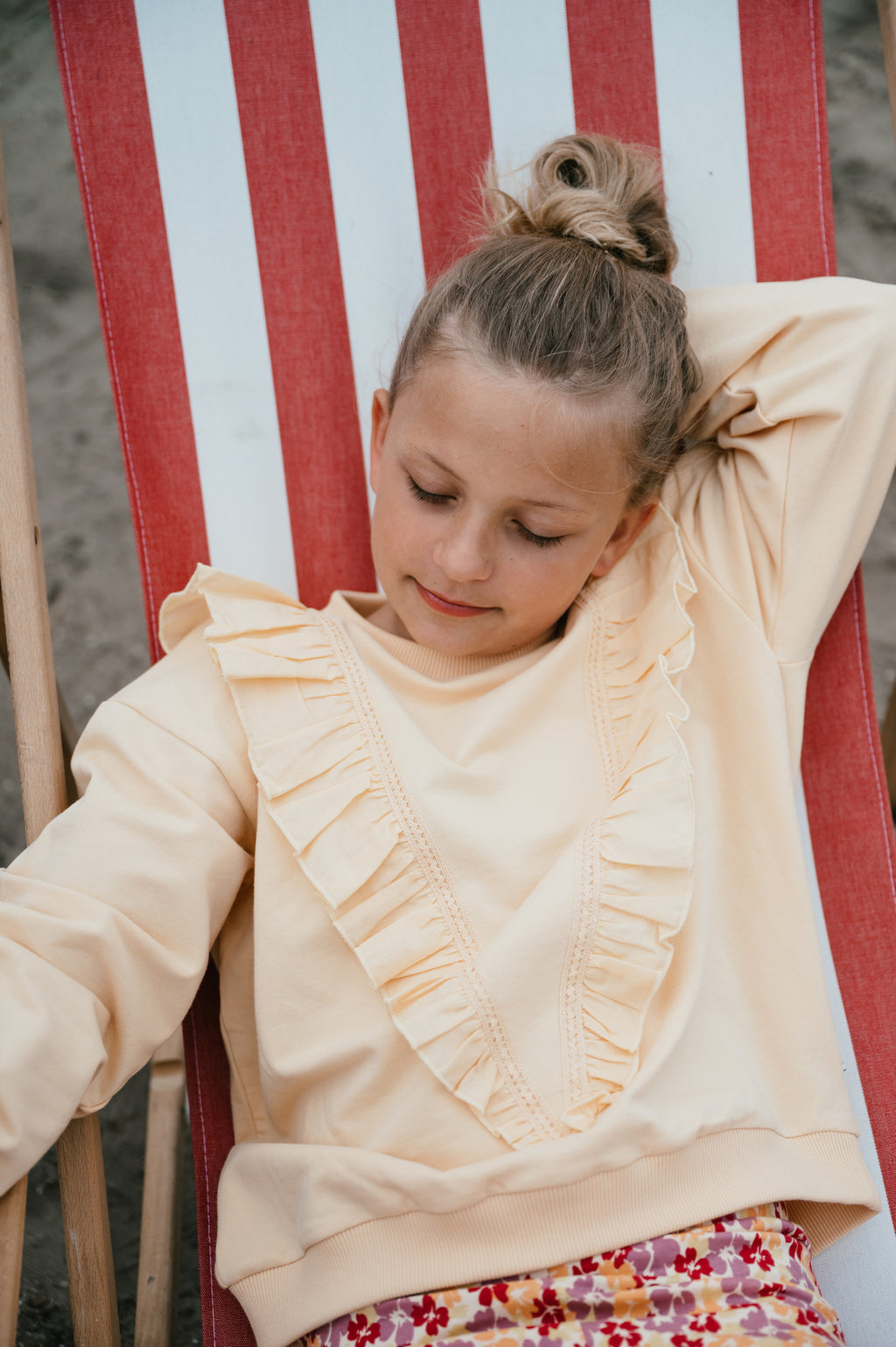 Rüschenpullover | Aprikosensorbet