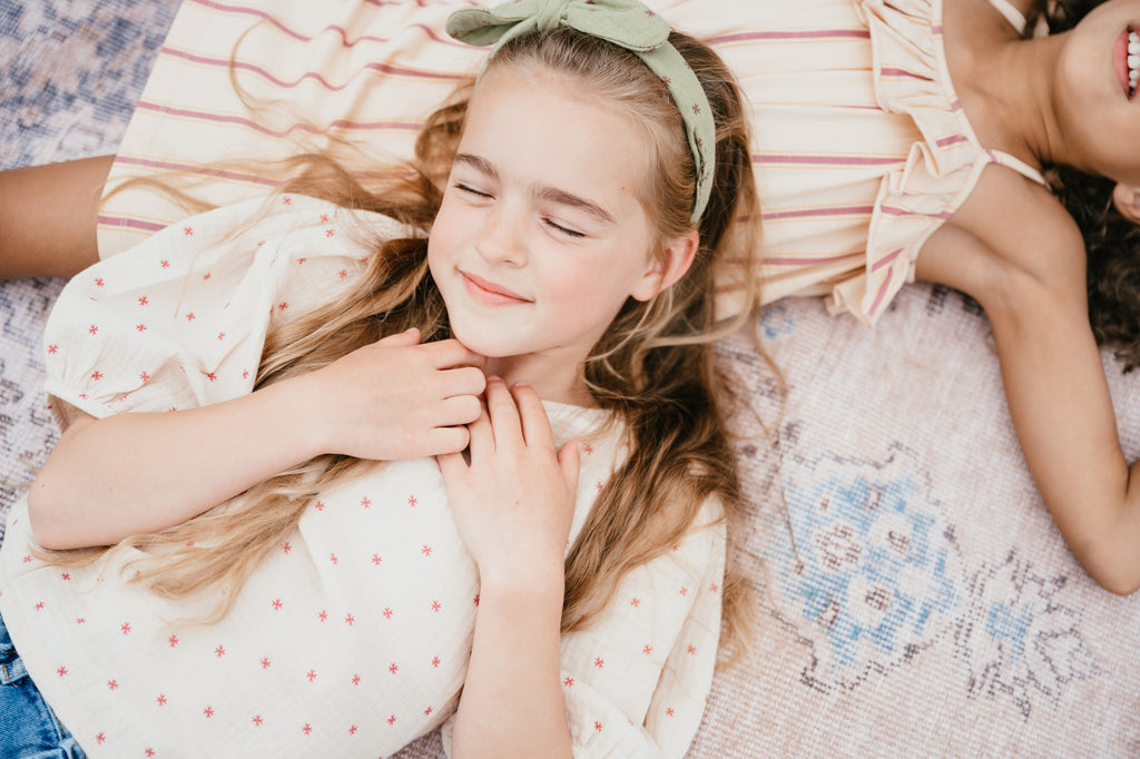 Puff Sleeve Blouse | Stars Red AOP